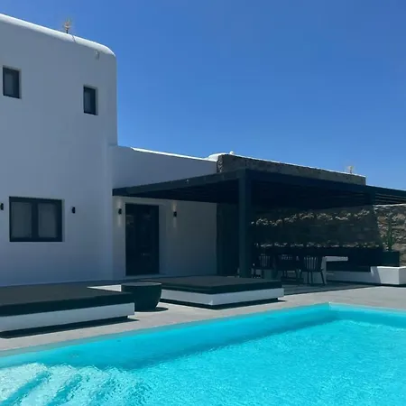 וילה Black And White Ftelia - Mykonos *