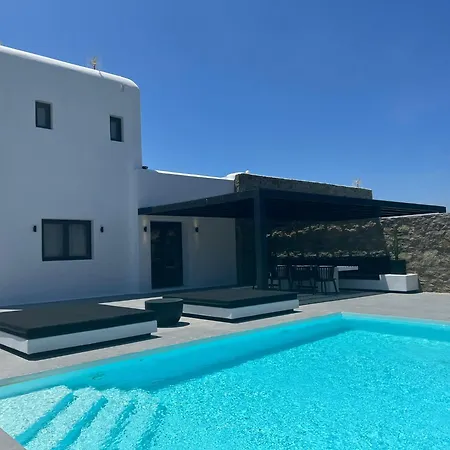 וילה Black And White Ftelia - Mykonos *